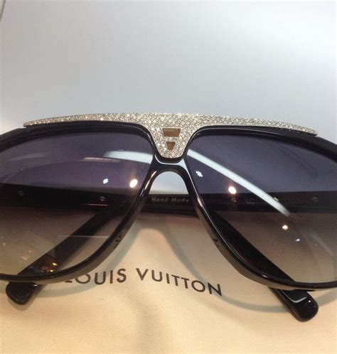 louis vuitton sunglasses with diamonds